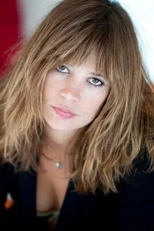  Justine Bruneau photo