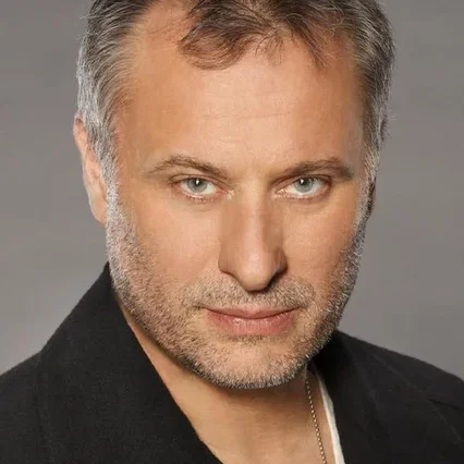 Michael  Nyqvist
