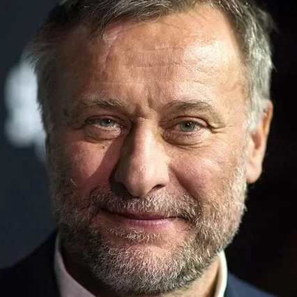 Michael  Nyqvist