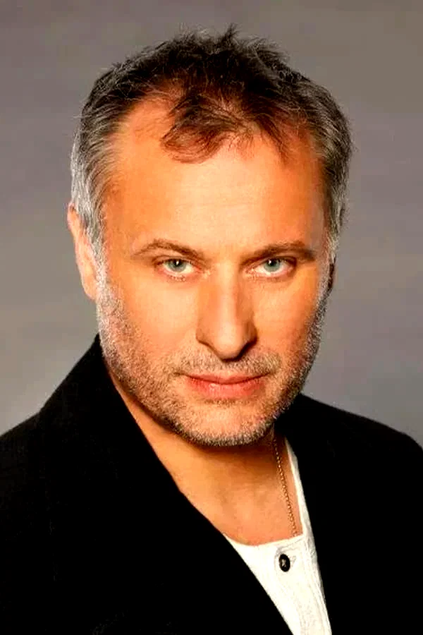 Michael  Nyqvist