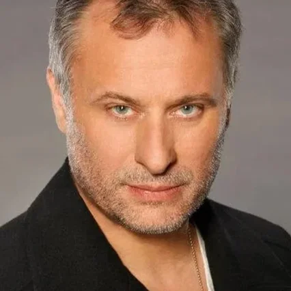 Michael  Nyqvist