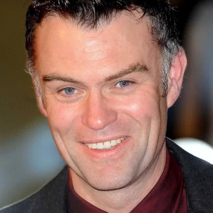 Julian Lewis Jones  	