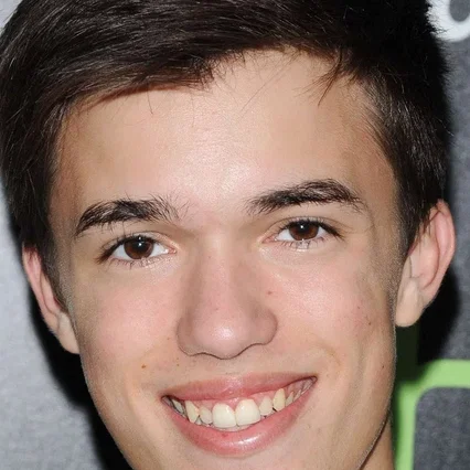  Remy Thorne