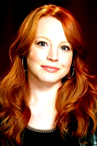 Lauren Ambrose