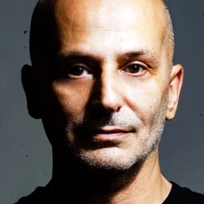 Photo star : Carlos Defeo
