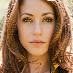 Photo star : Amanda Crew