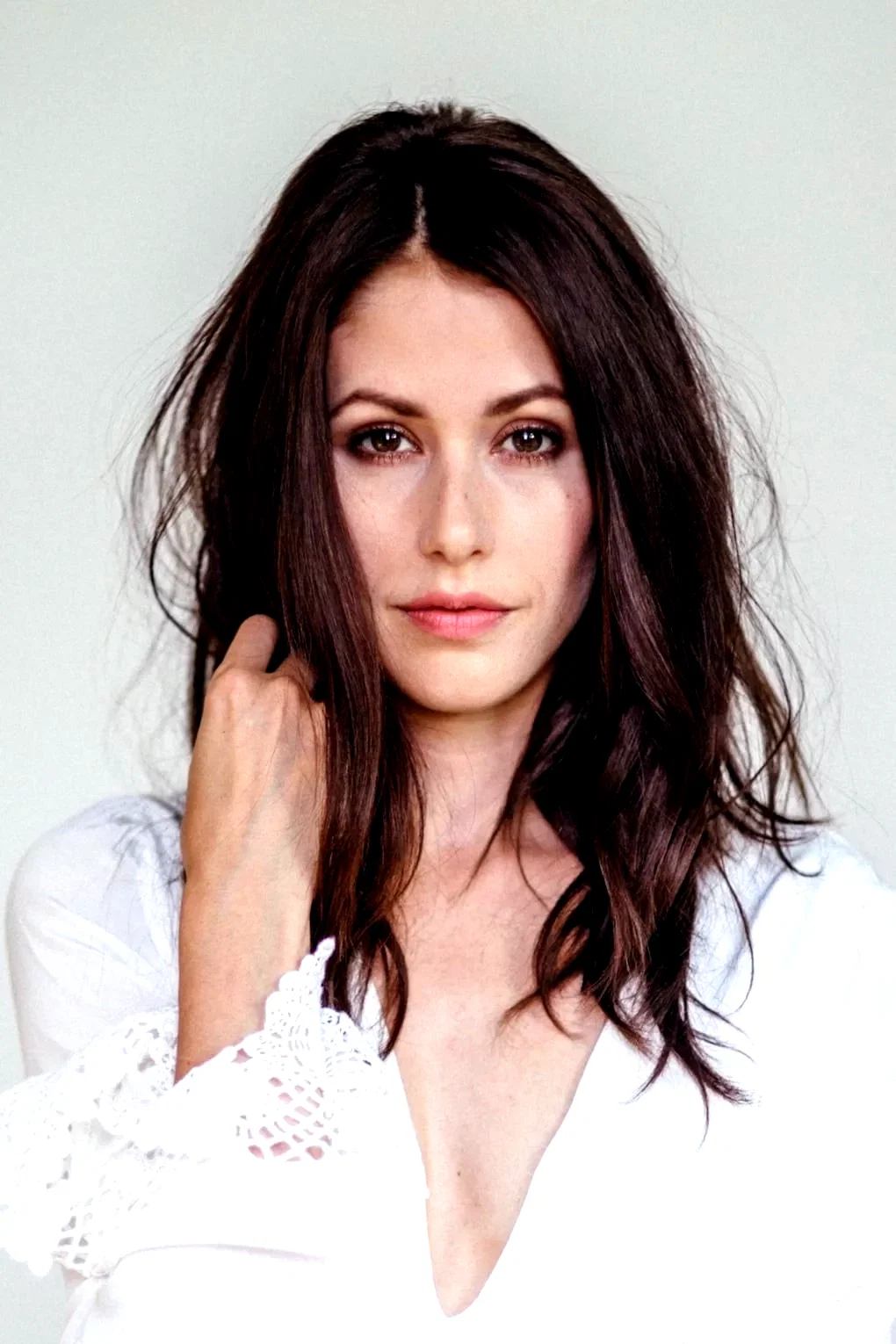 Amanda Crew