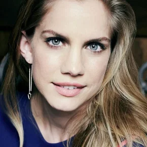 Photo star : Anna Chlumsky