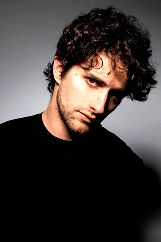  Dario Yazbek Bernal