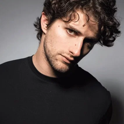  Dario Yazbek Bernal
