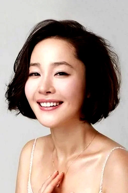   Ji-won Uhm 