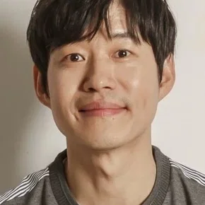 Photo star :  Yoo Joon-Sang