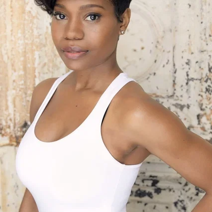  Monique Lea-Gall