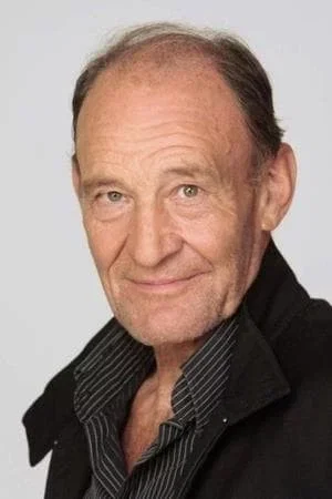  Michael Mendl photo