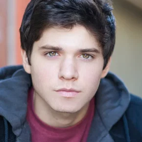 Photo star : Braeden Lemasters