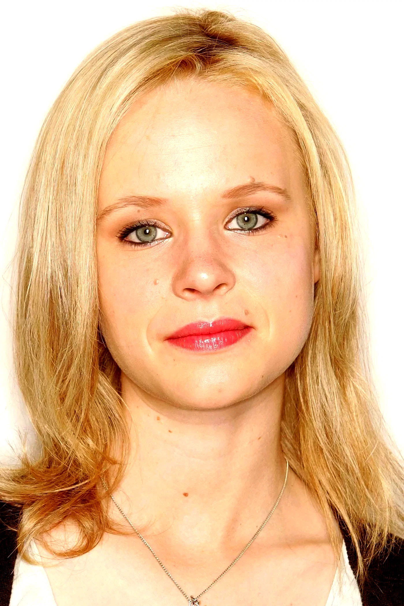 Thora Birch