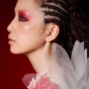 Photo star :  Mika Nakashima
