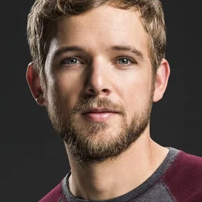 Photo star : Max Thieriot