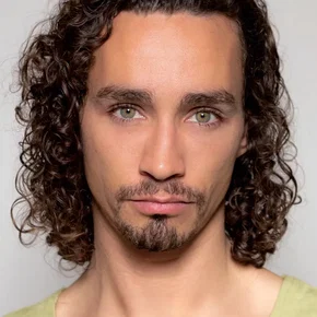 Photo star : Robert Sheehan