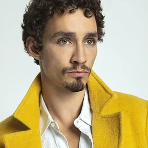Photo star : Robert Sheehan