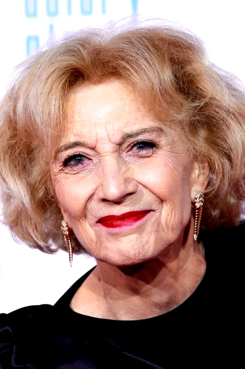 Marisa Paredes