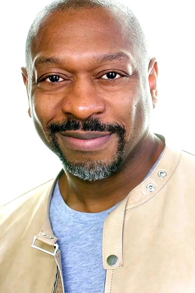  Alton Fitzgerald White
