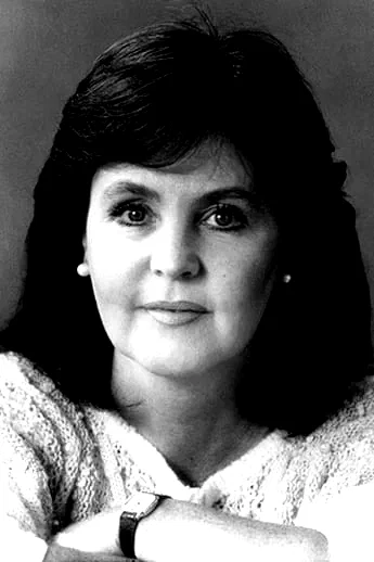 Pauline Collins