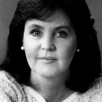 Pauline Collins