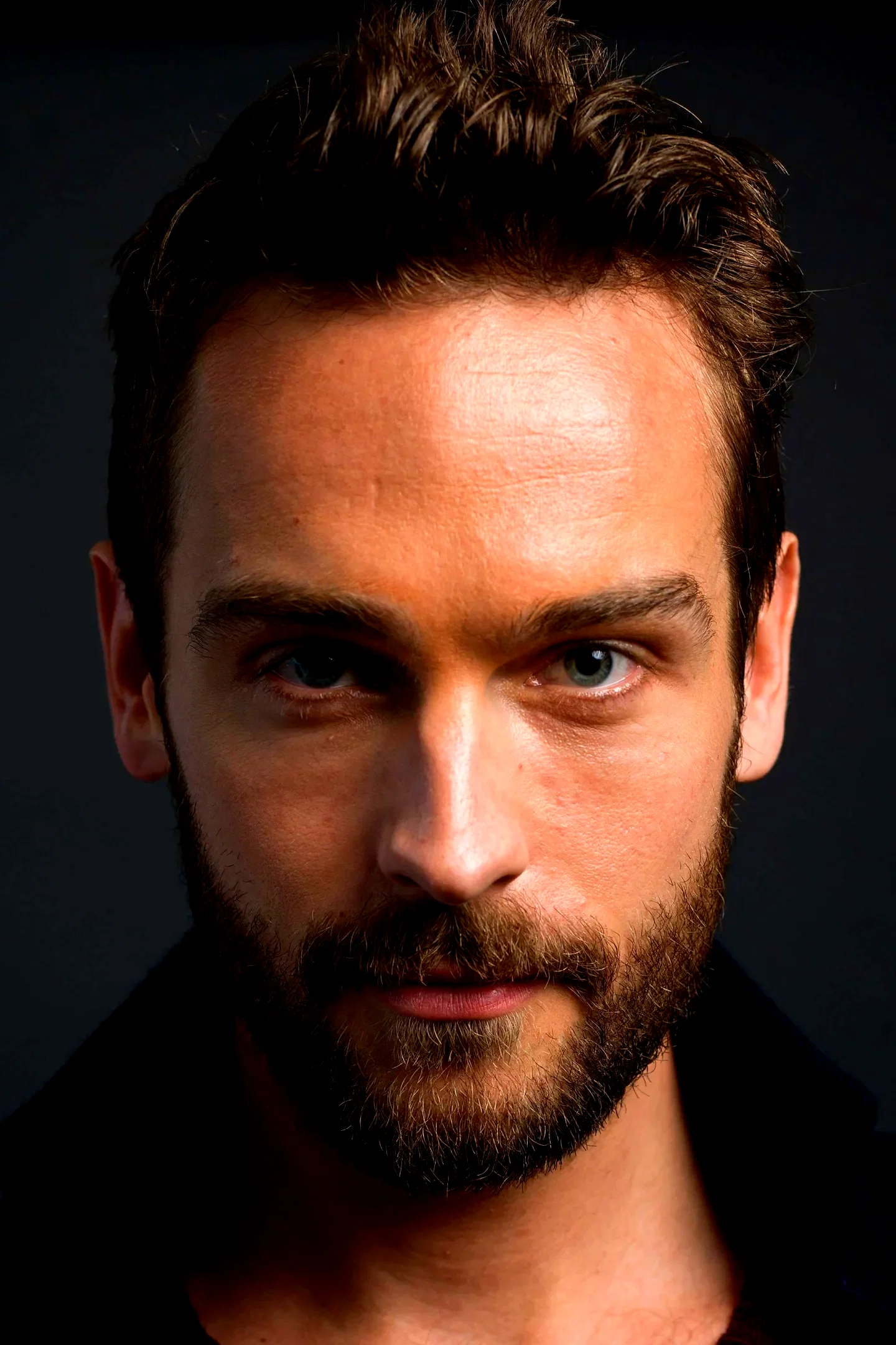 Tom Mison