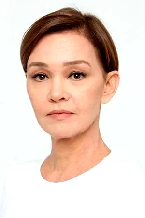  Julia Lemmertz