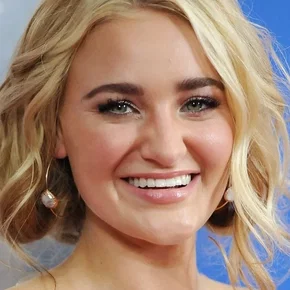 Photo star : AJ Michalka