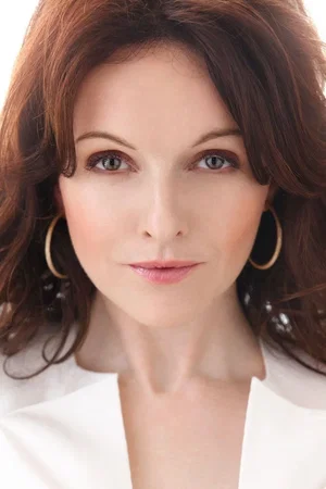  Dervla Kirwan photo
