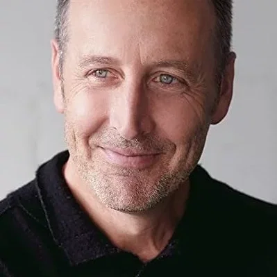  Jonathan Higgins
