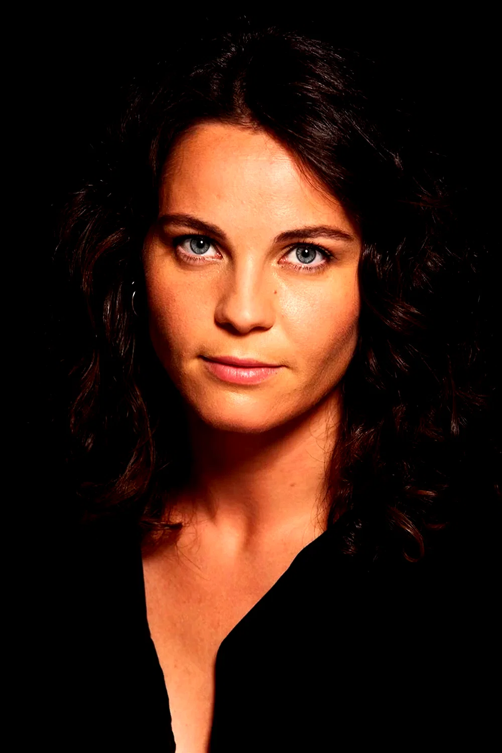  Tülin Özen