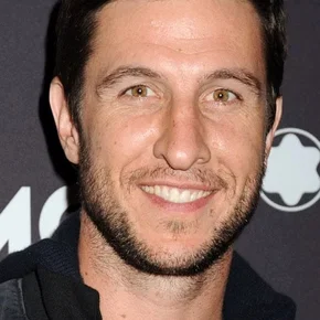 Photo star : Pablo Schreiber