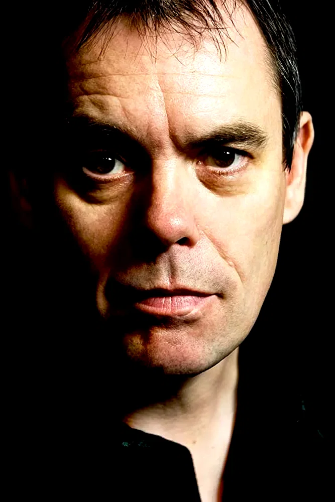 Kevin Eldon