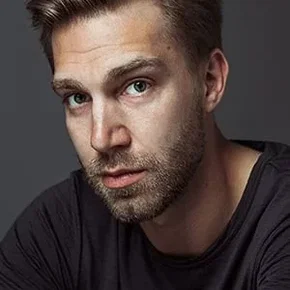Photo star :  Jarkko Niemi