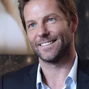 Photo star : Jamie Bamber