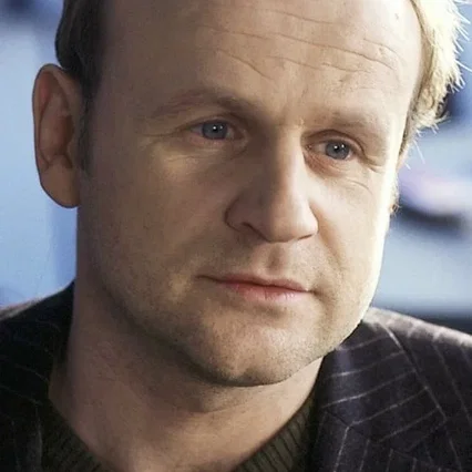  Oliver Stokowski
