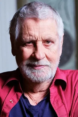 Kari Vaananen photo