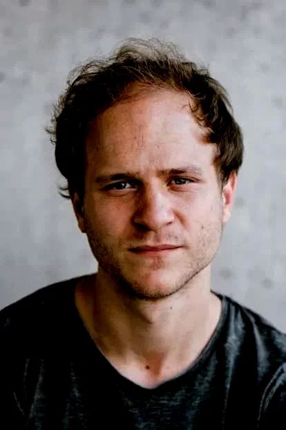 Adrian Goiginger