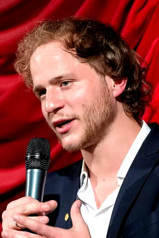  Adrian Goiginger