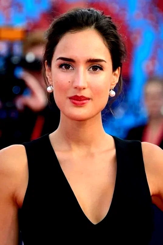 Sarah Kazemy