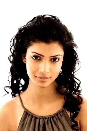  Tina Desai