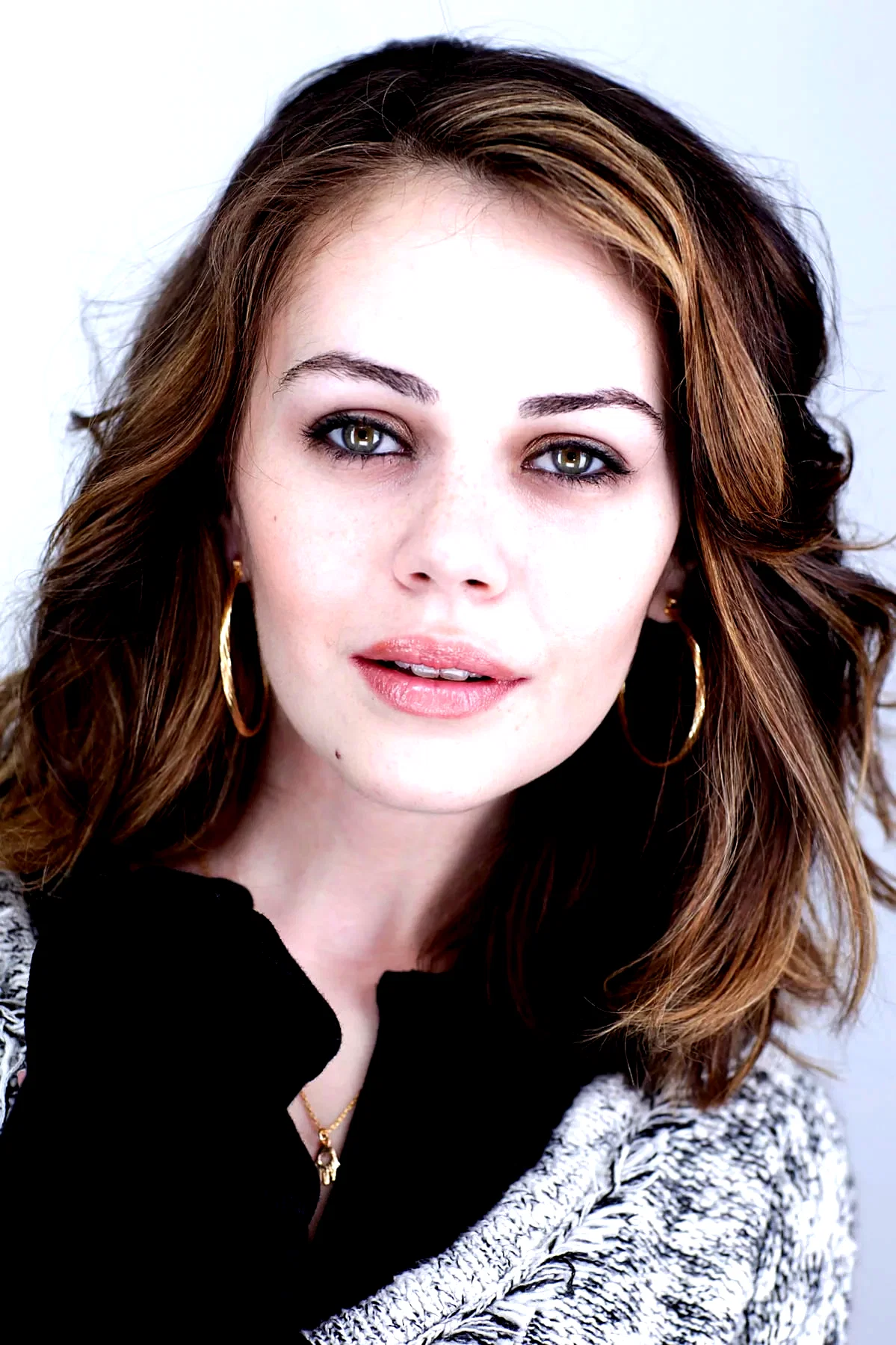 Alexis Dziena