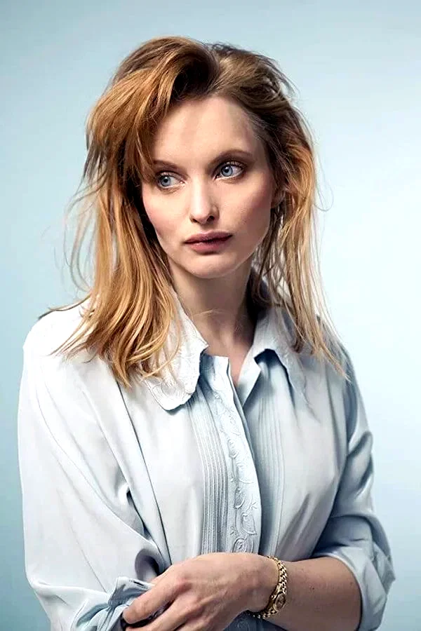 Julia BACHE-WIIG