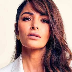 Photo star : Sarah Shahi