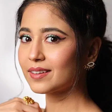  Shweta Tripathi Sharma