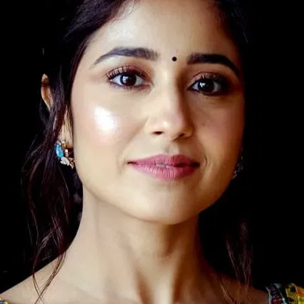 Shweta Tripathi Sharma