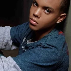 Photo star : Evan Ross